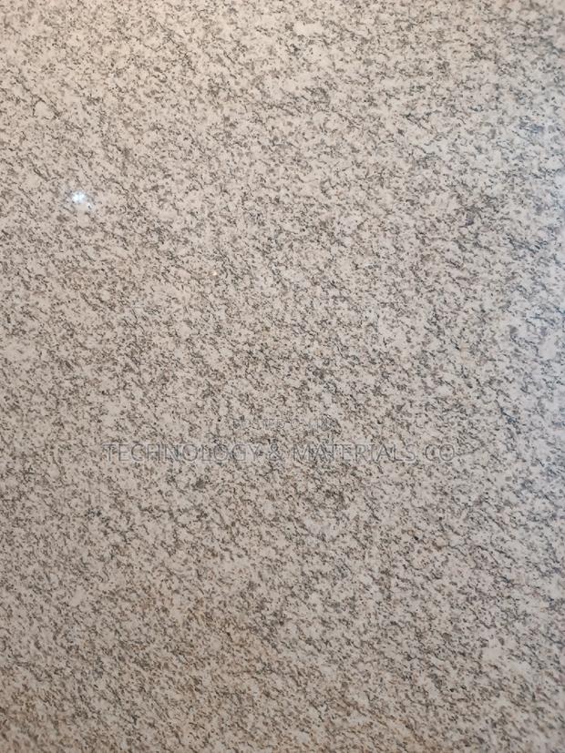 Golden Yellow Grain Granite - thumbnail 3