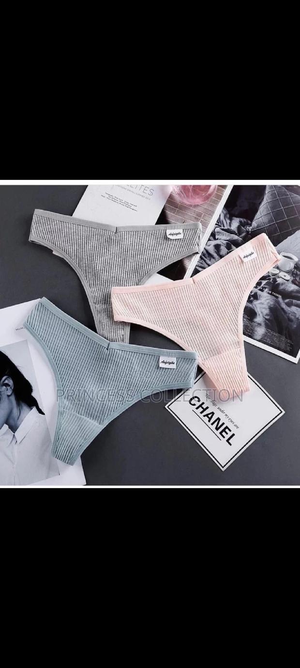 Plus Size Thongs - thumbnail 2