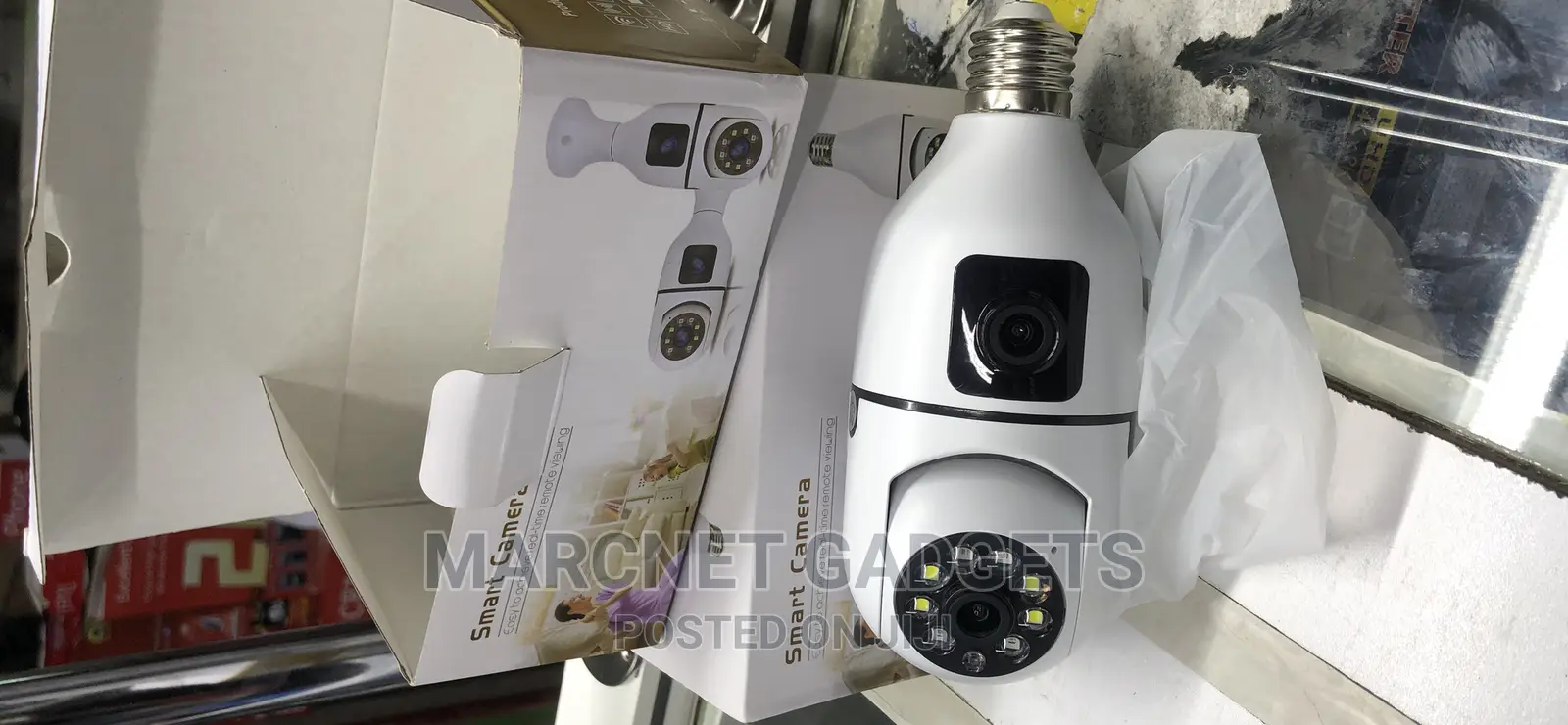 Nanny Rotating Bulb Camera With 2 Camera 1 Rotating 1 Fixed