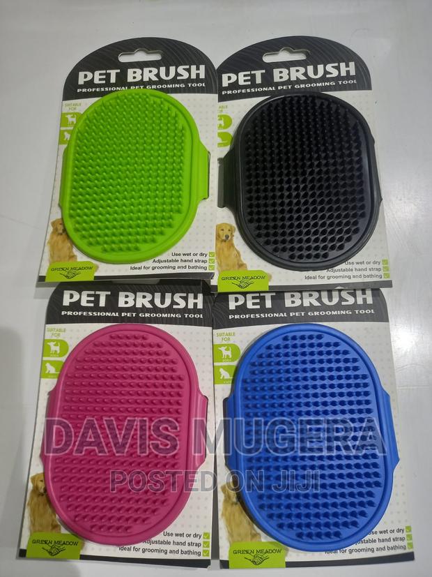 Pet Dog and Cat Bath Brush - main view