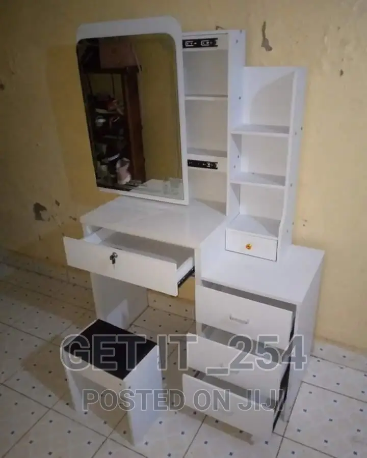Dressing Table With Sliding Mirror