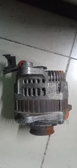 Alternator Nissan Navara