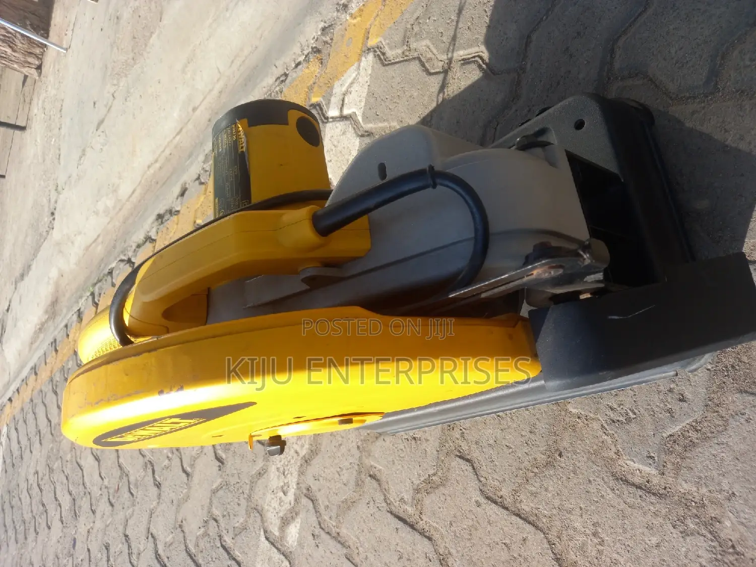 Cut Off Saw Dewalt Machines