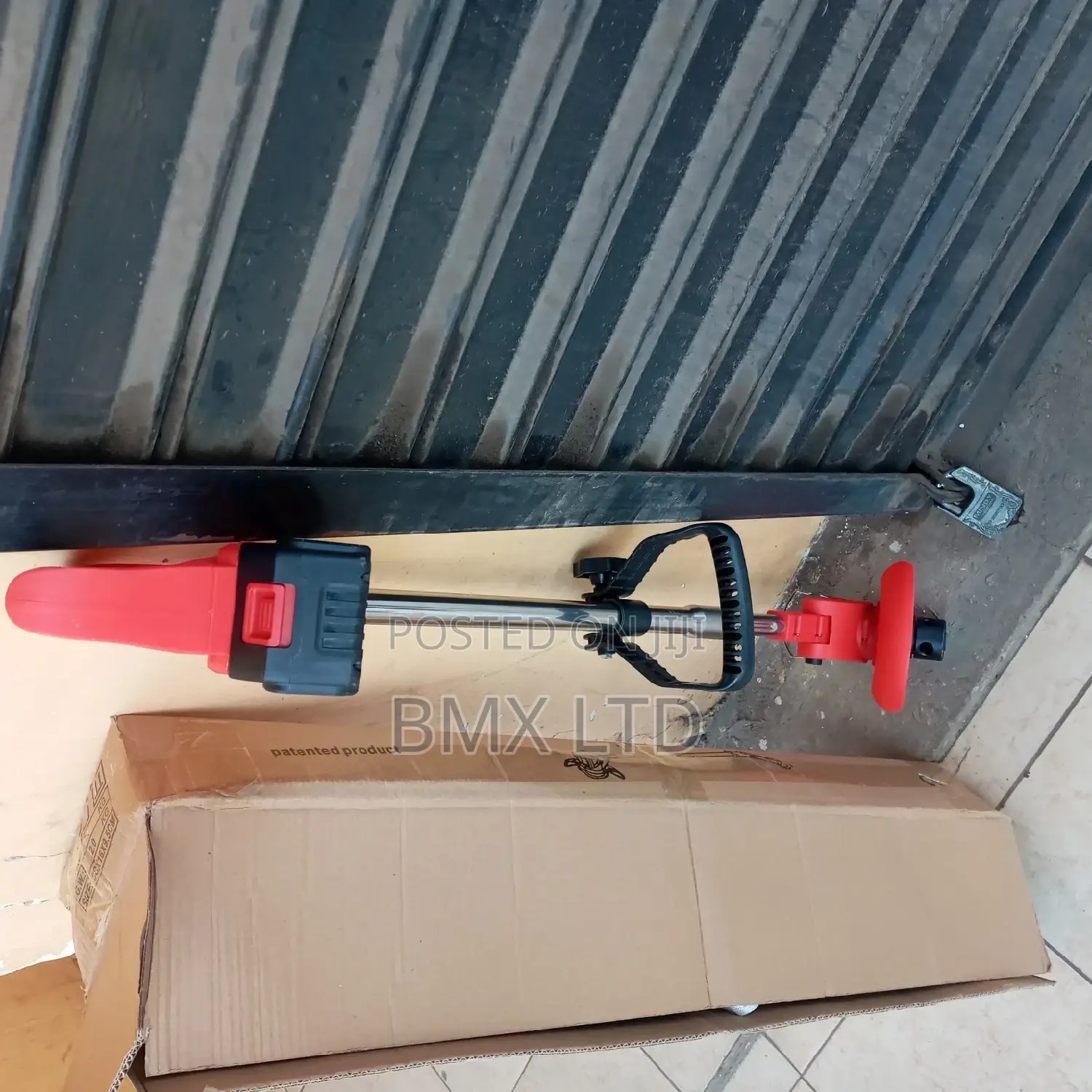 Cordless Fence Trimmer
