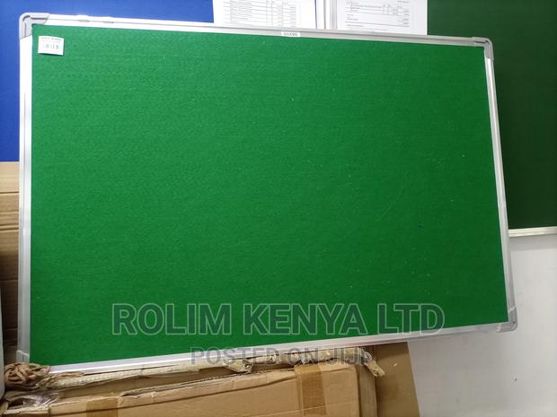 Pinboard Noticeboard for Offices, Schools Etc 90cm by 60cm - main view