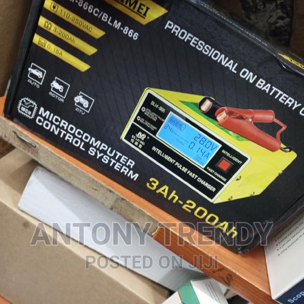 Automotic Battery Charger BLM 866 - thumbnail 2