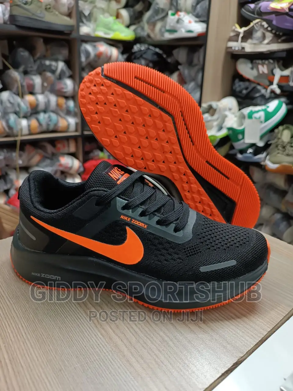 Running Shoes 