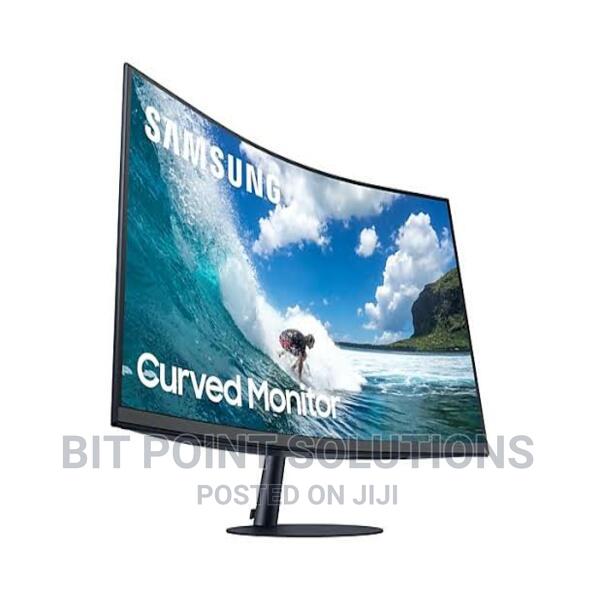 Samsung 27"Inches Essential Curved Monitor (LC27F390FHMXUE)