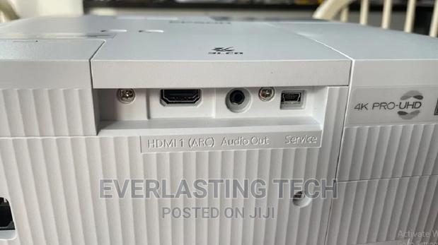 Epson Eh-Tw6250 Pro-Uhd Projector - thumbnail 3