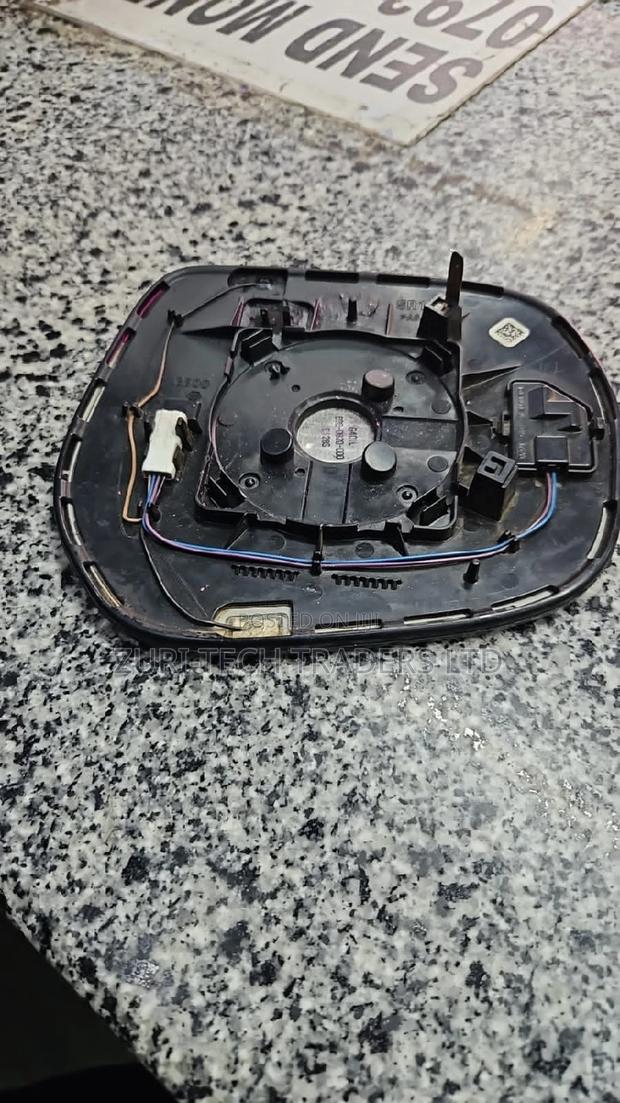 Inner Mirror V8 200 Series With Sensors - thumbnail 2