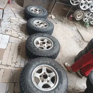 Maxxs Tyres Size 275/70r16 Per Pc