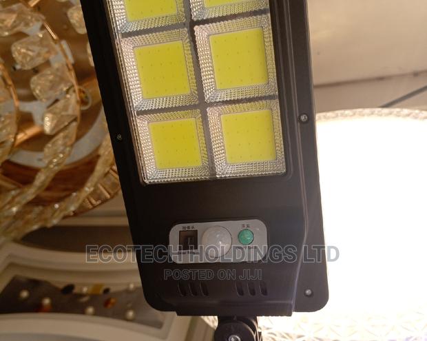100wts Solar Light With Sensor. - thumbnail 3