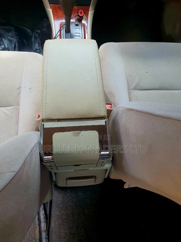 Universal Arm Rests - main view