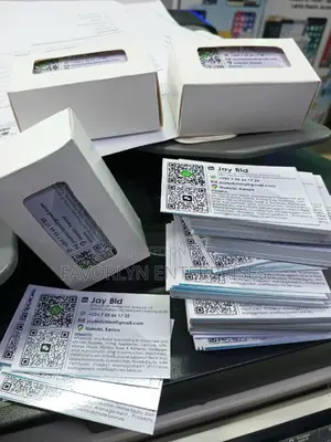 Customized Business Card Printing and Designing