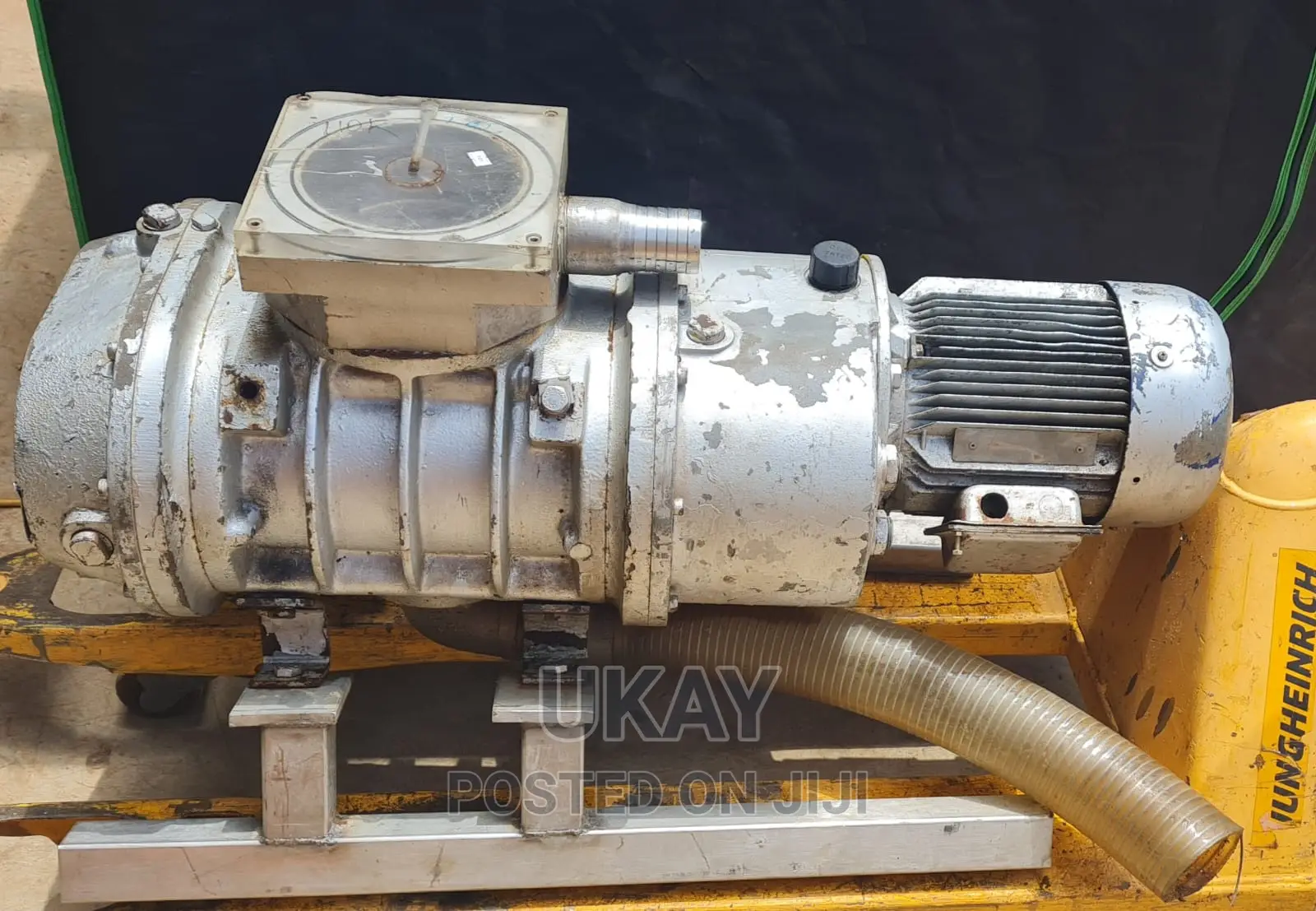 Edwards EH-1200 Blower Vacuum Booster Pump