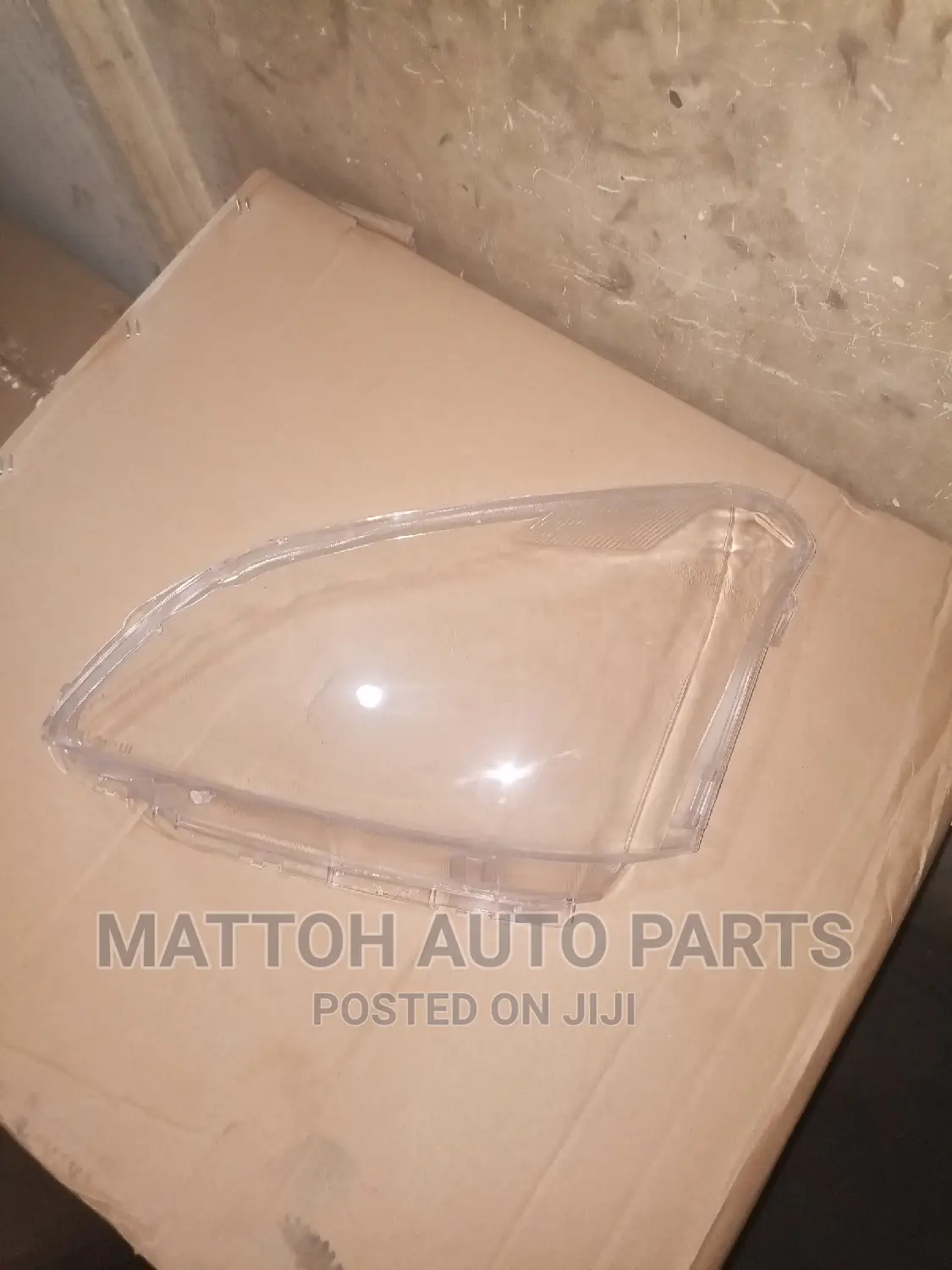 Head Light Lens Premio 240