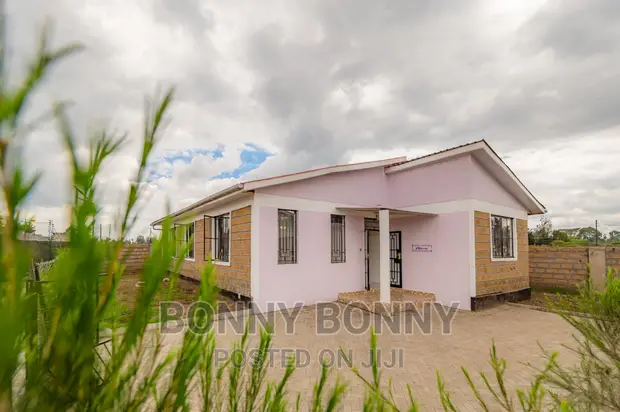 3bdrm Bungalow in Ngata Verovian, Nakuru Town West for sale