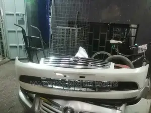 Nissan Bluebird Sylphy N17/G11 Bumper + Grille, 2006/2012