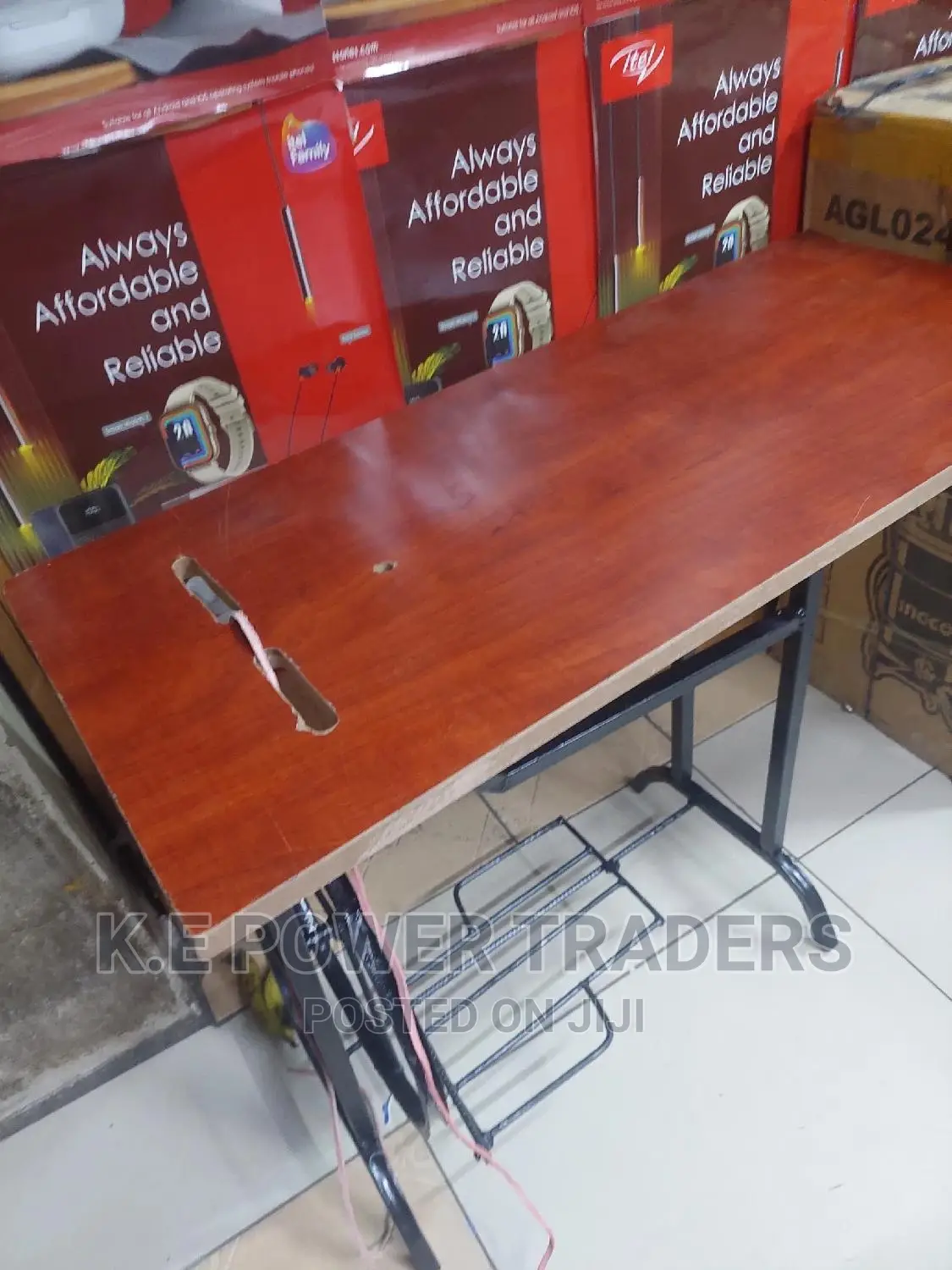 Affordable Overlock Table