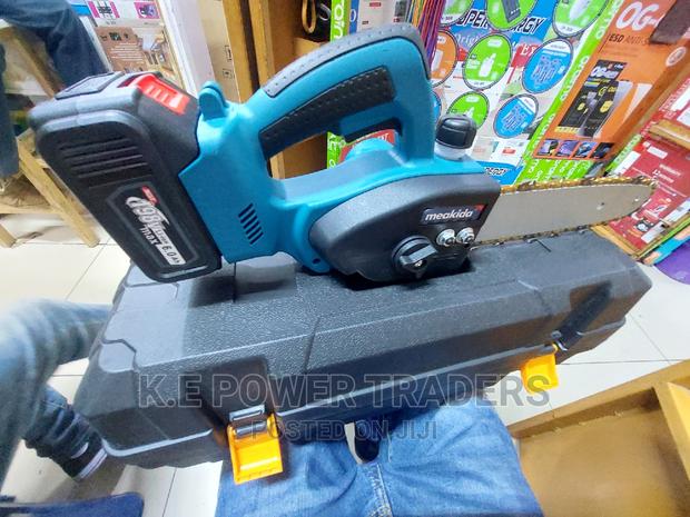 Battery Powersaw - main view