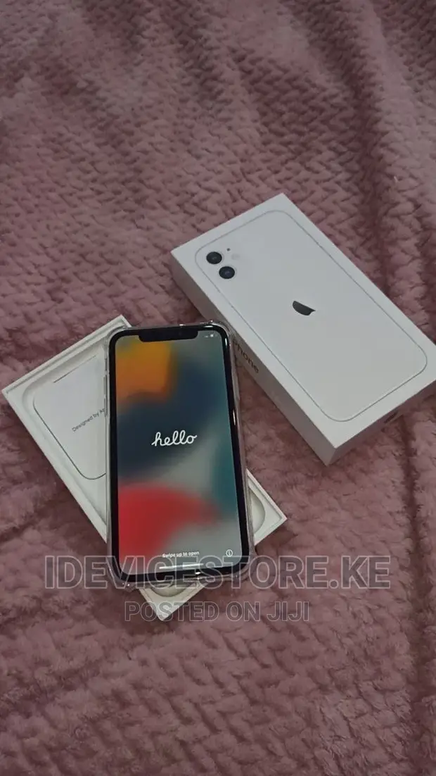 iPhone 可愛らしく 11 128GB ホワイトバッテリー97%