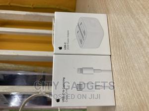 Apple iPhone Complete Charger Original - main view