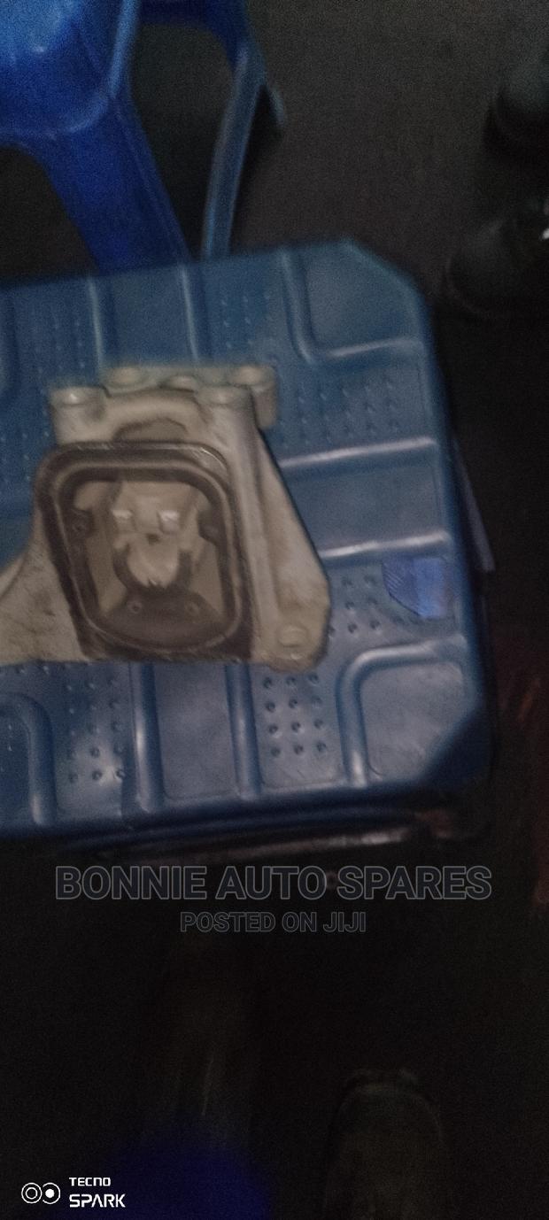 Honda Stream Gearbox Mounting - thumbnail 2