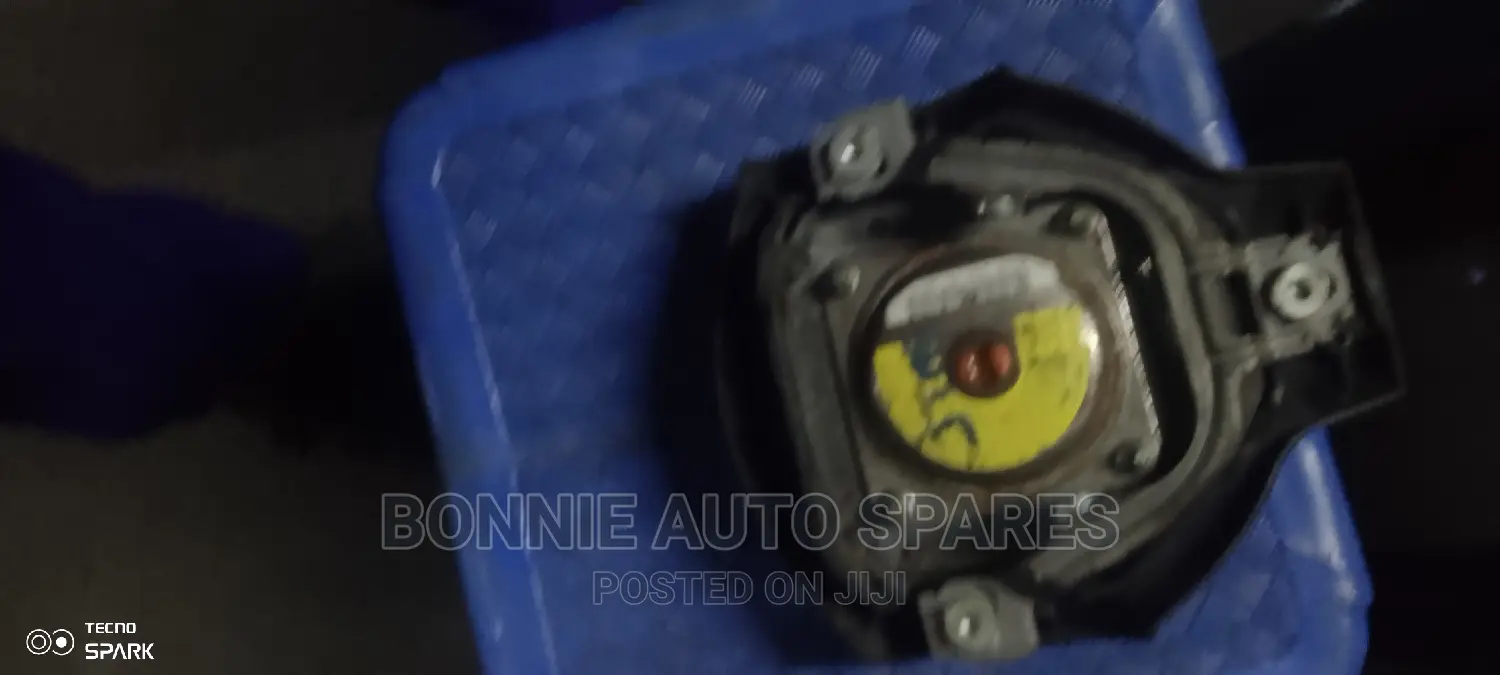 Fielder 2007 Steering Wheel Airbag