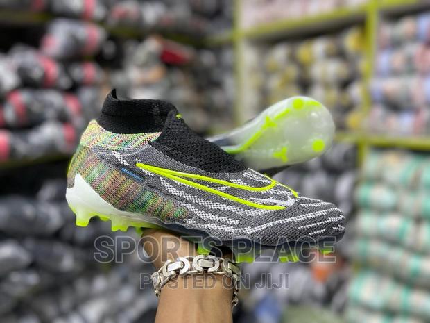 Phantom GX Flyknit Football Boots - main view