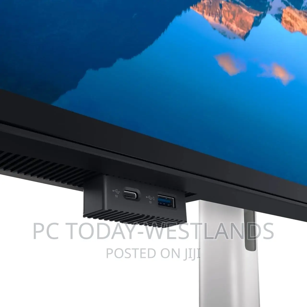 Dell Ultrasharp 43 Inches Uhd Usb-C Hub Monitor - U4323qe