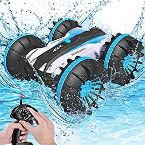 4WD 4 Wheels Stunt Car