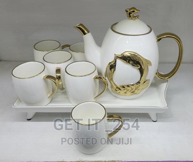 8pcs White Ceramic Tea Set With Gold Finishing