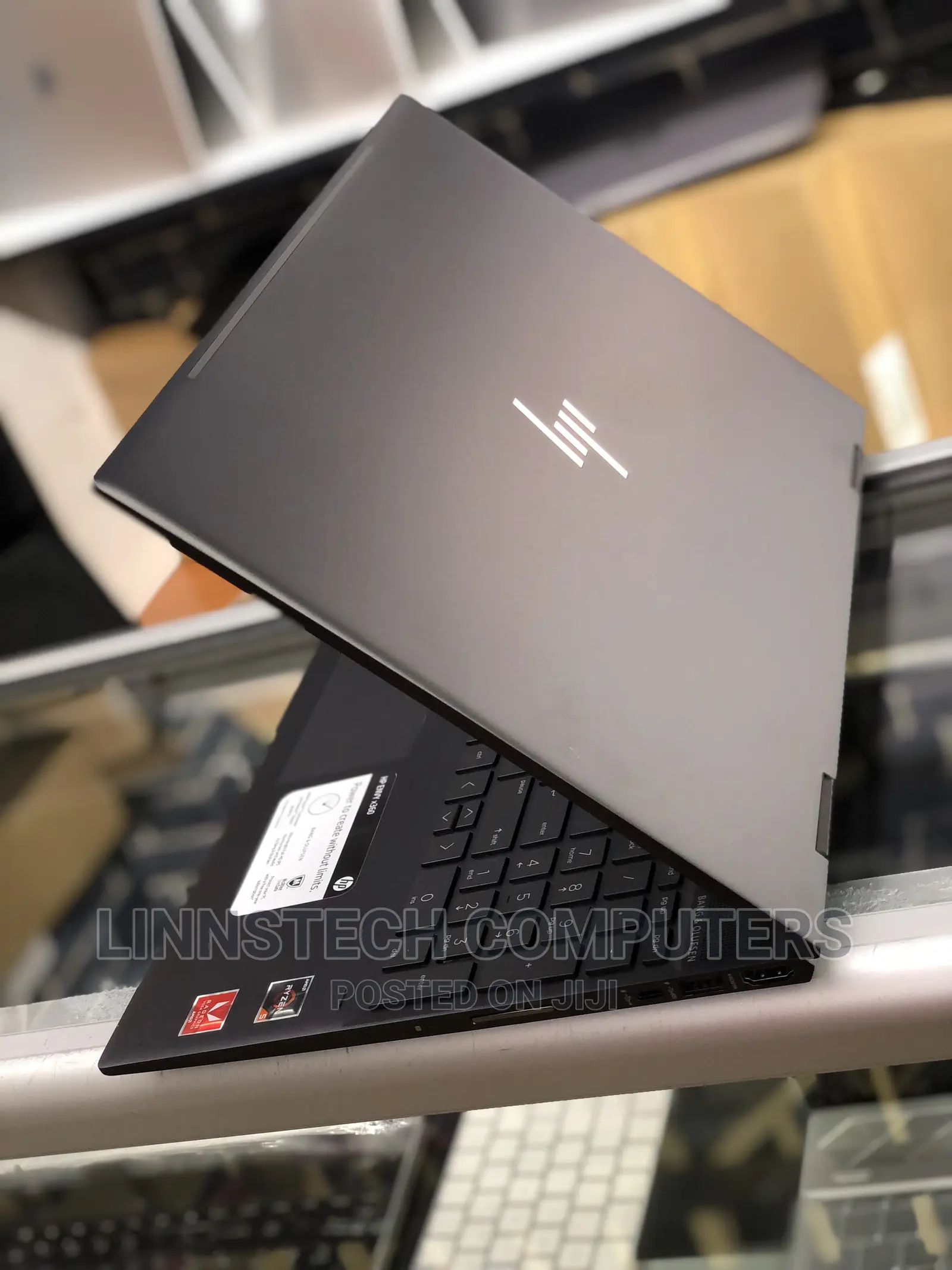 Laptop HP Envy X360 8GB AMD Ryzen 5 SSD 256GB