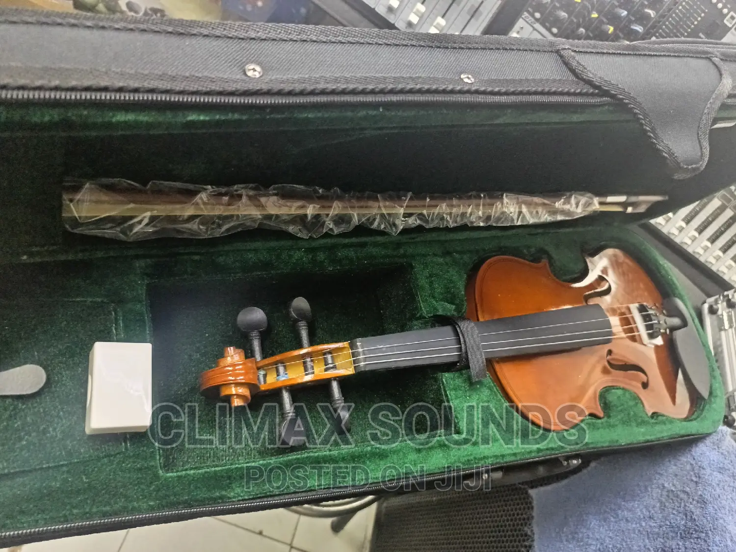 Violins Suzuki 4/4 Sz Available