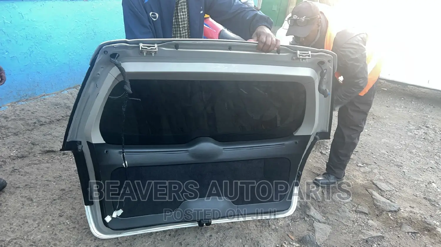 Subaru Legacy BP5 Boot Tailgate