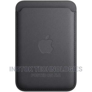 Apple iPhone Finewoven Wallet With Magsafe - thumbnail 2