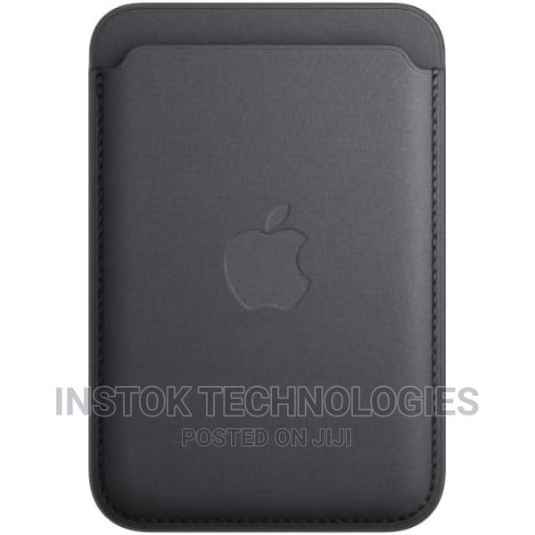 Apple iPhone Finewoven Wallet With Magsafe - main view