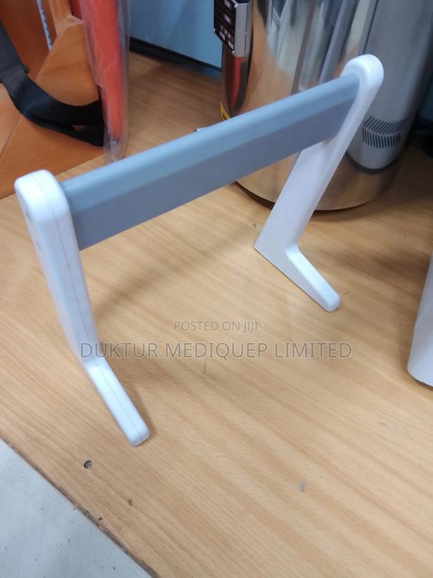 Pipette Stand - main view