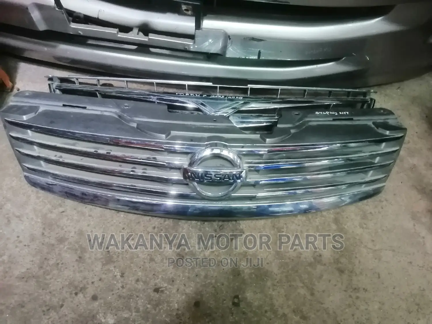 Nissan Sylphy Bluebird G11/N17 Grille, 2006 - 2012, Ex Japan