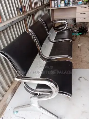 Waiting Chair 3 in One