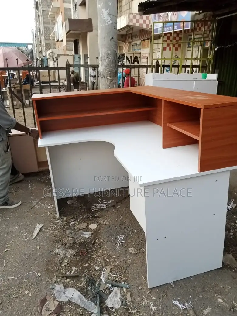 L- Shape Reception Desk