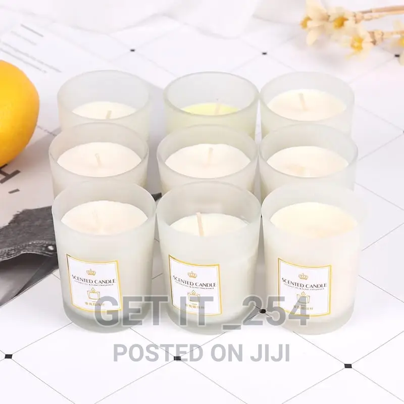 *Aromatherapy Floral Fragrance Scented Candle