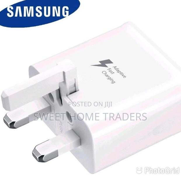 Samsung Fast Charger - thumbnail 2