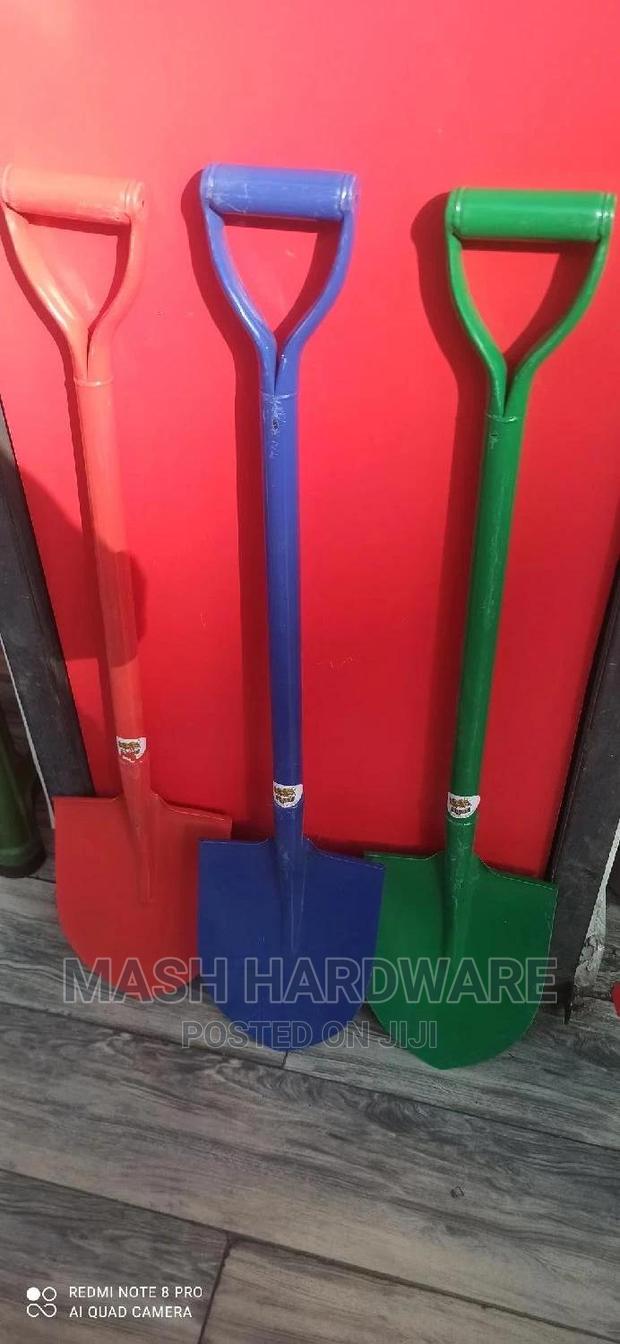 Good Quality Shovels - main view