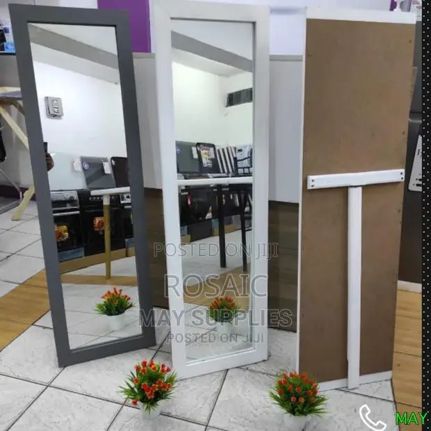 Full Length Dressing Mirror *