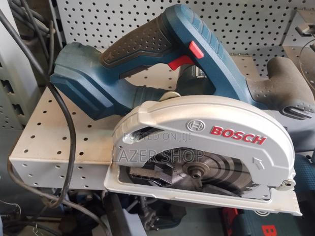 Bosch Cordless Circular Saw - main view