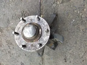 Pajero Shogun 2014-2021 Steering Knuckle/Stopper Axle.