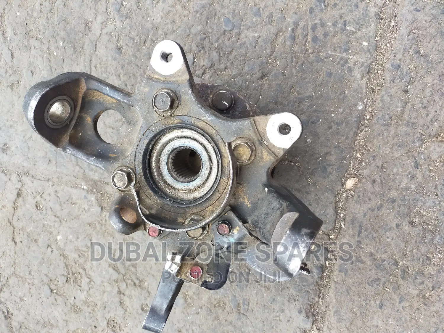Pajero Shogun 2014-2021 Steering Knuckle/Stopper Axle.