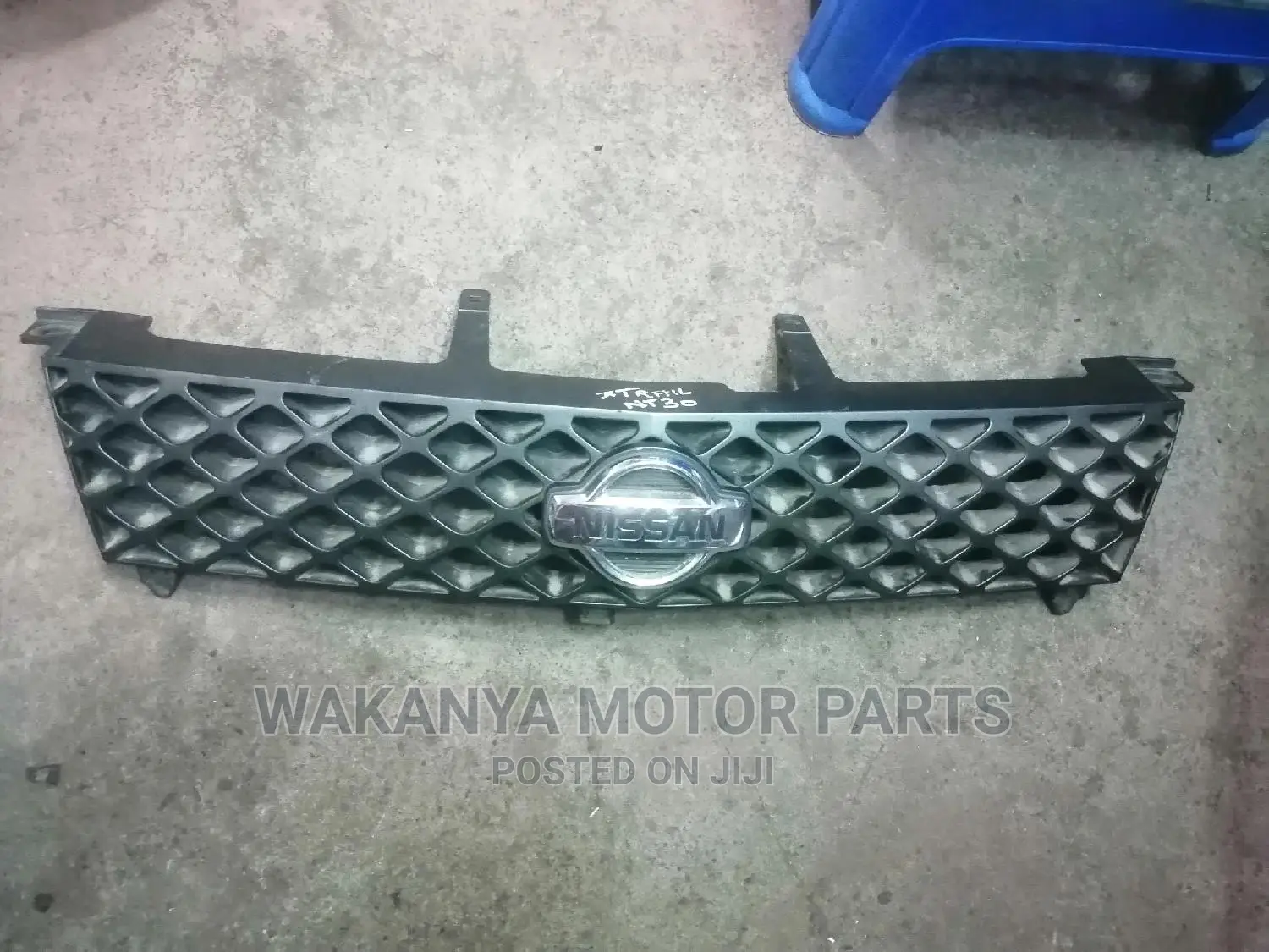 Nissan X-Trail NT30 Grille, Ex Japan Original Motor Parts