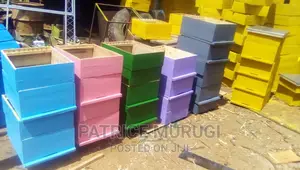 Beehives, Langstroth, Kenya Top Bar Hive